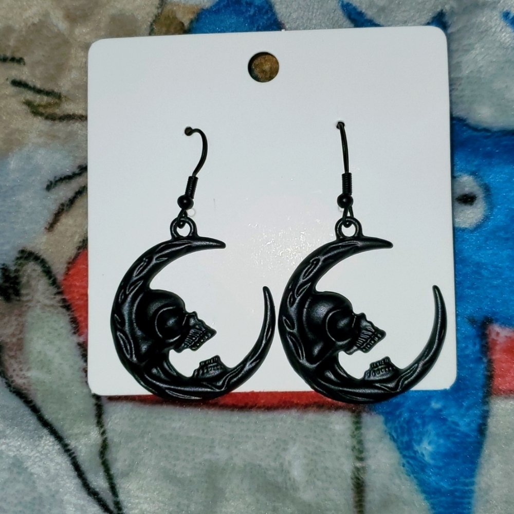 Moon skull earrings